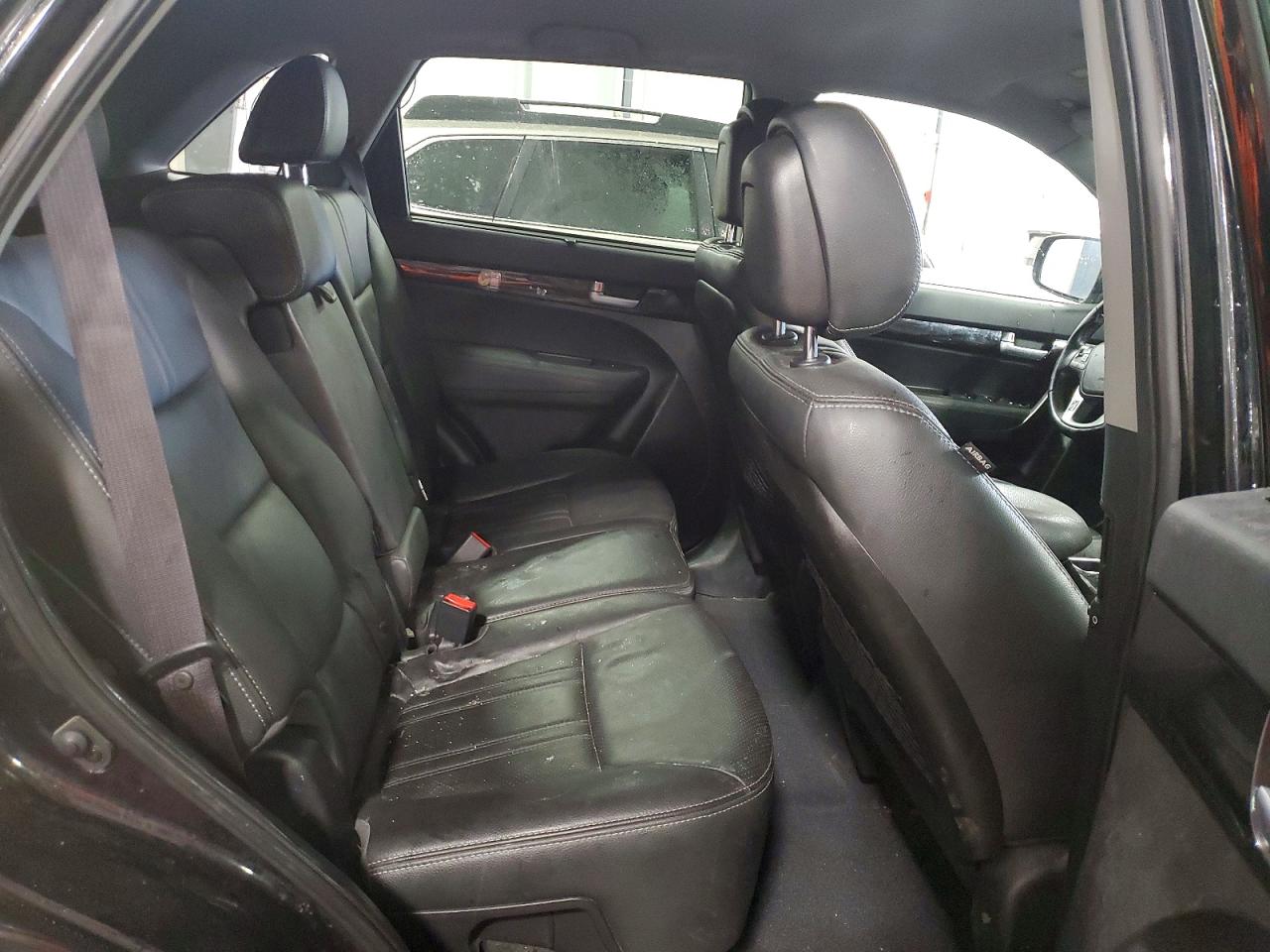 2015 KIA SORENTO LX photo 11