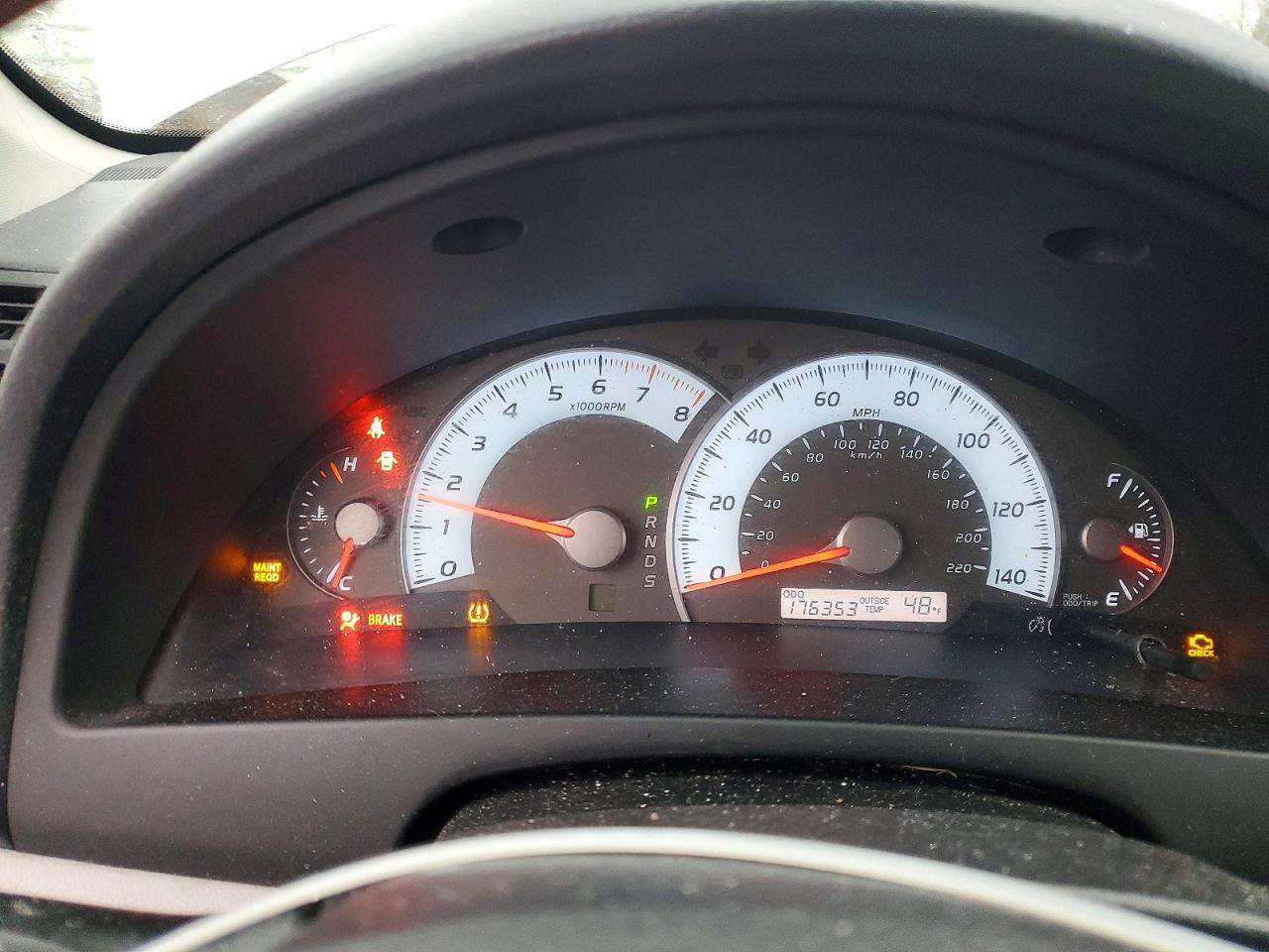 2010 TOYOTA CAMRY BASE photo 9