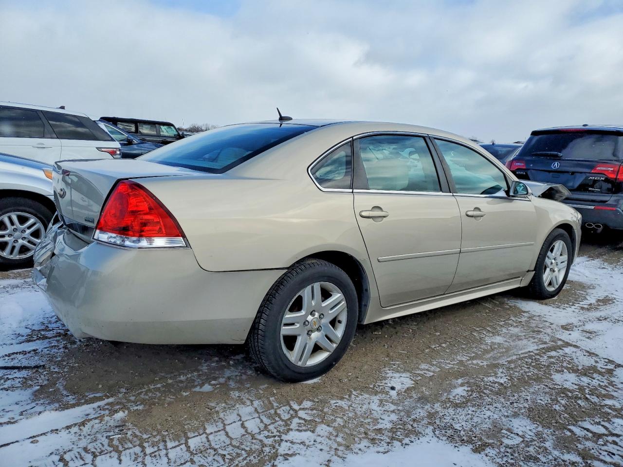 2011 CHEVROLET IMPALA LT photo 3