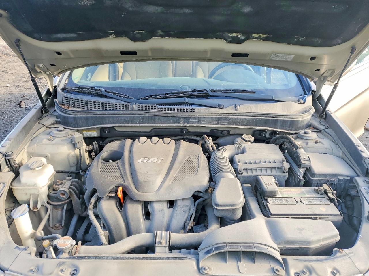 2012 HYUNDAI SONATA GLS photo 11