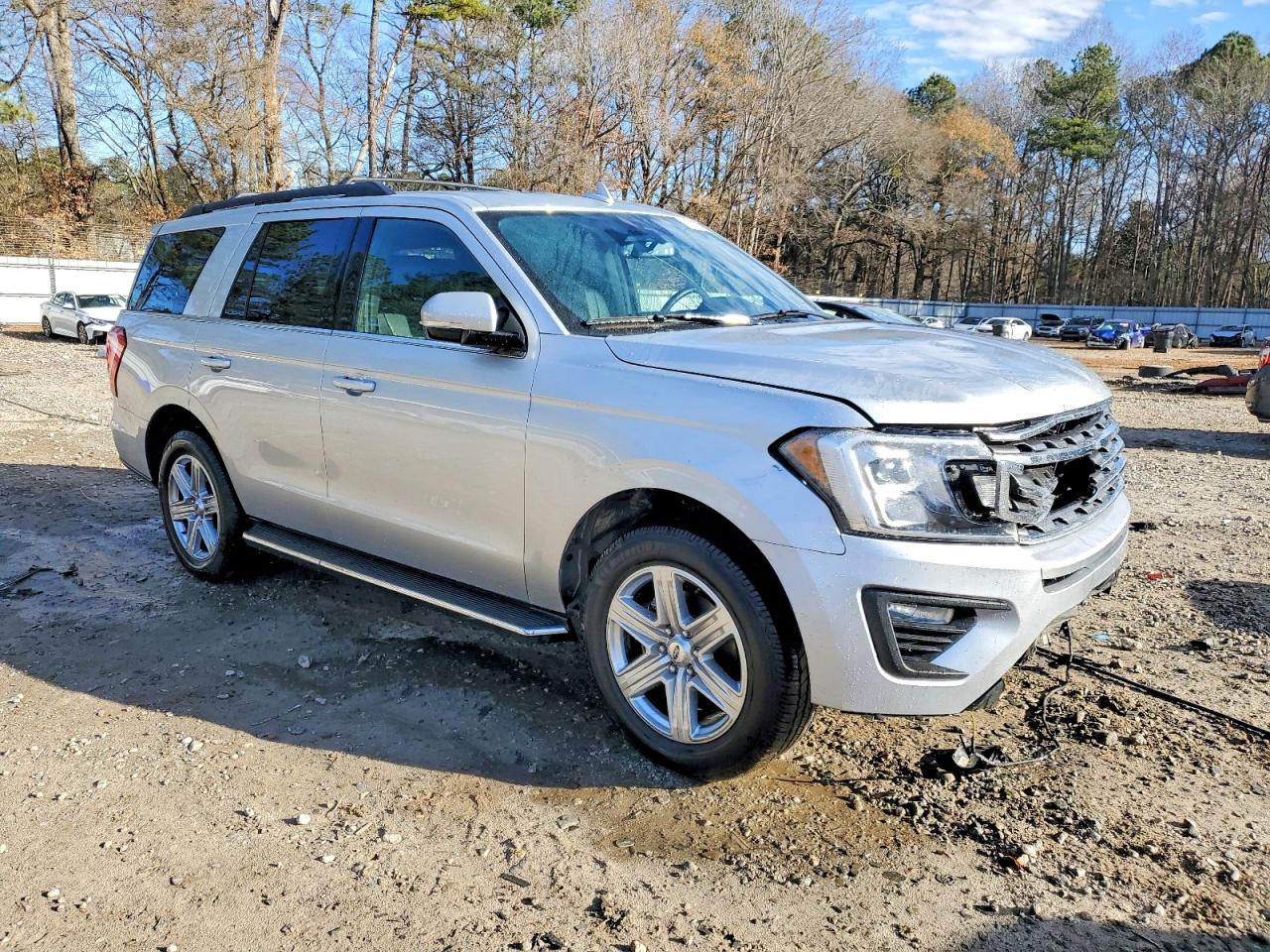 2019 FORD EXPEDITION XLT photo 4