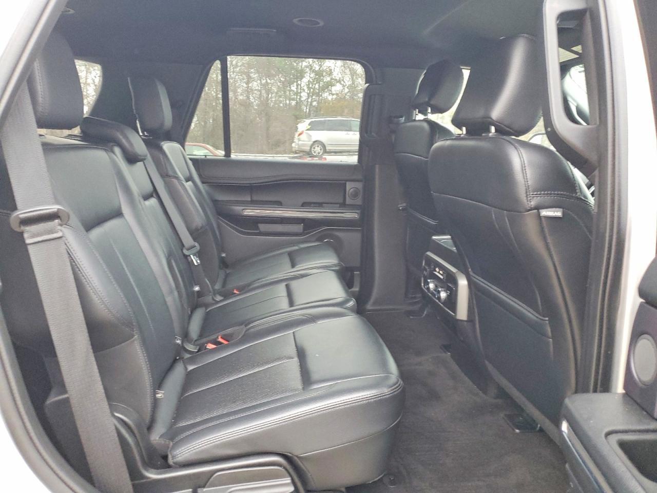 2019 FORD EXPEDITION XLT photo 11