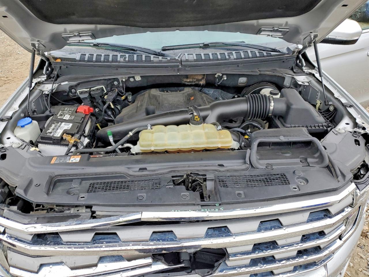 2019 FORD EXPEDITION XLT photo 12