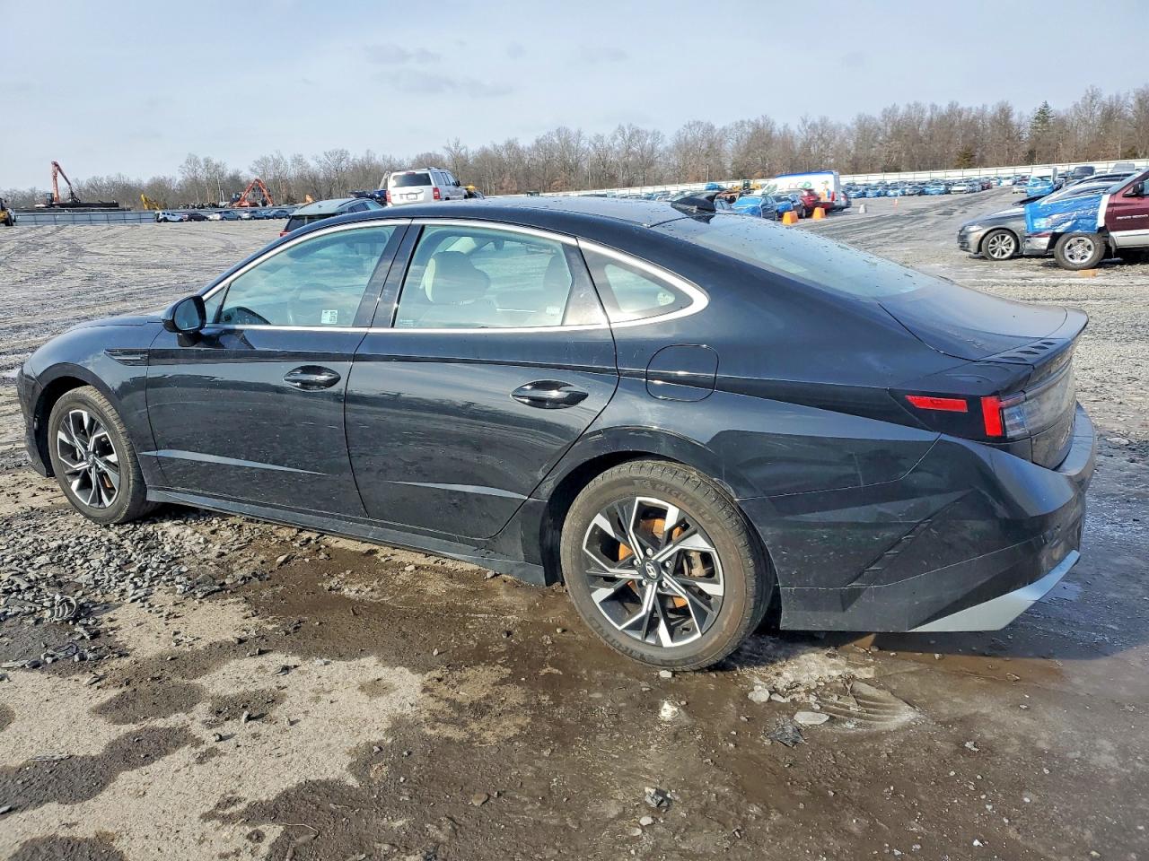 2024 HYUNDAI SONATA SEL photo 4
