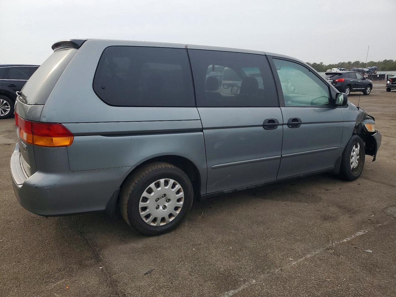 2002 HONDA ODYSSEY LX photo 3