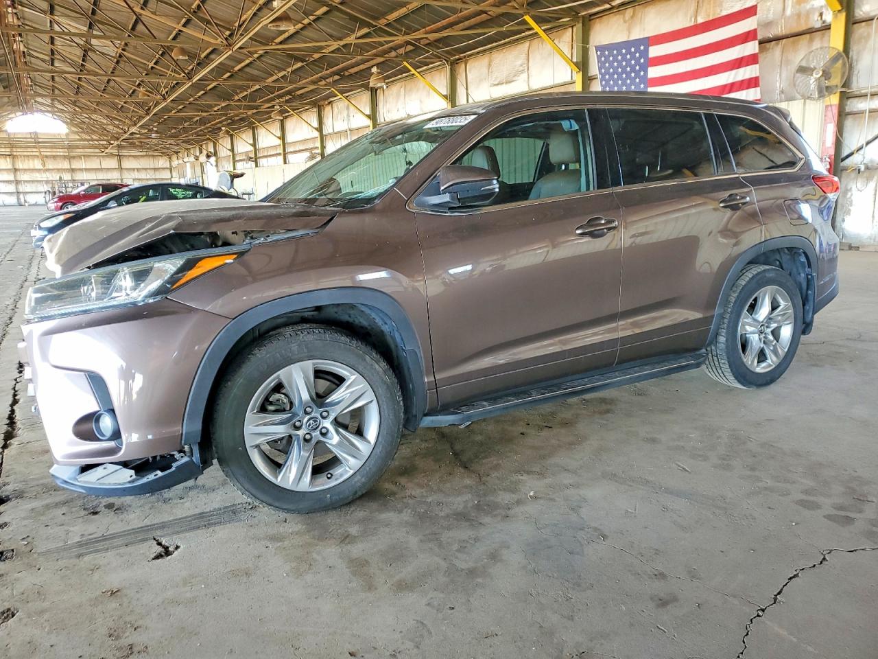 2018 TOYOTA HIGHLANDER