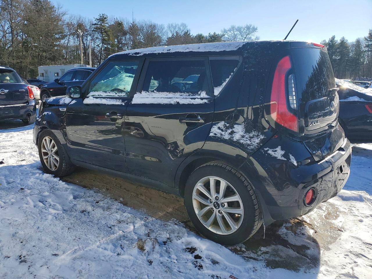 2017 KIA SOUL + photo 2