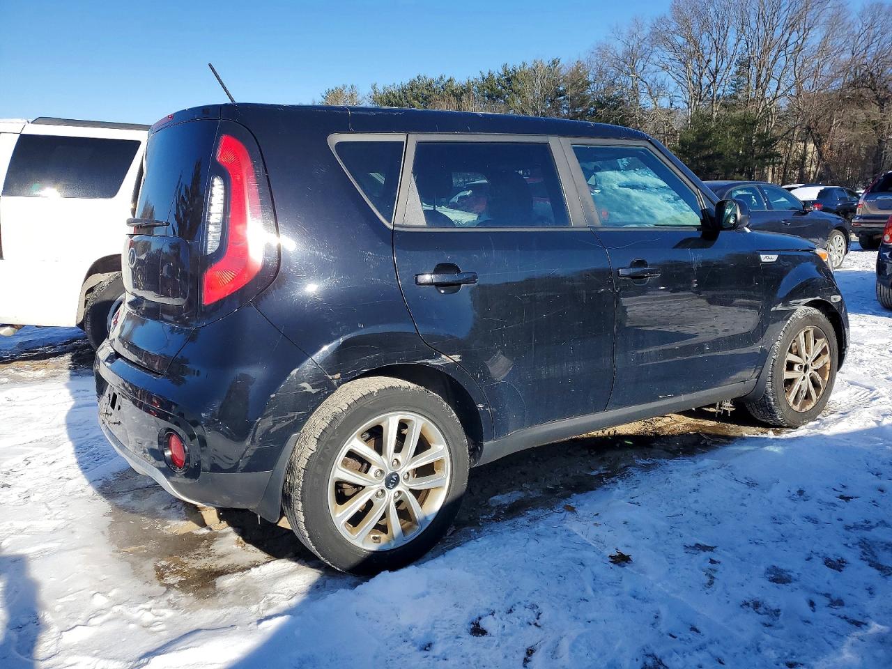 2017 KIA SOUL + photo 3