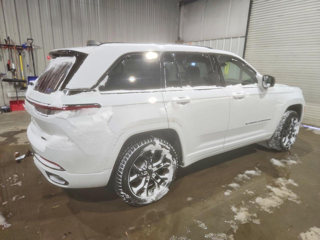2023 JEEP GRAND CHEROKEE LIMITED 4XE photo 3