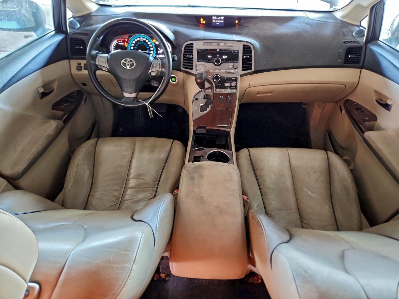2009 TOYOTA VENZA photo 8