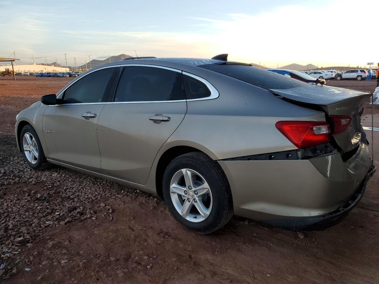 2023 CHEVROLET MALIBU LS photo 2