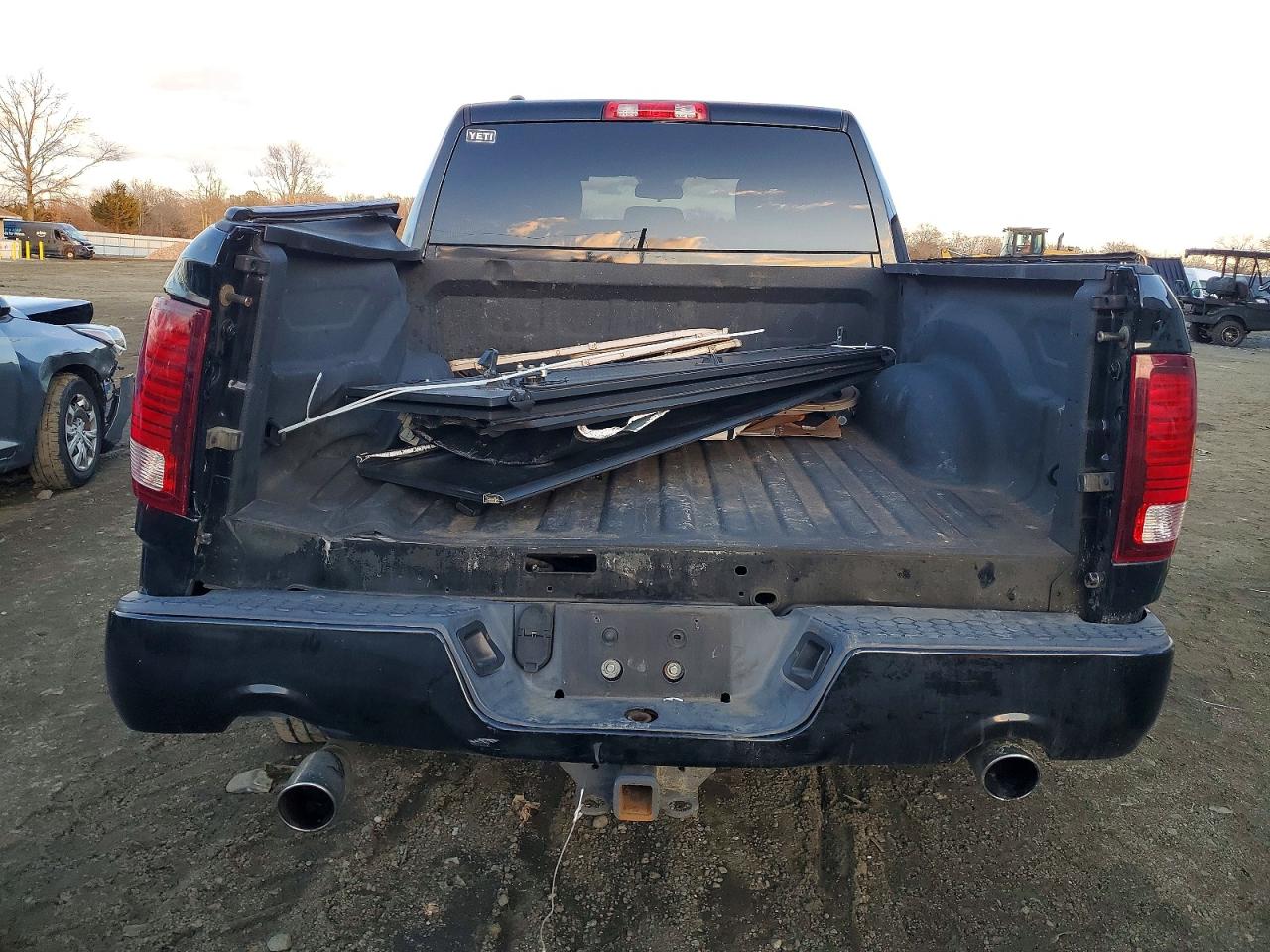 2014 RAM 1500 ST photo 6