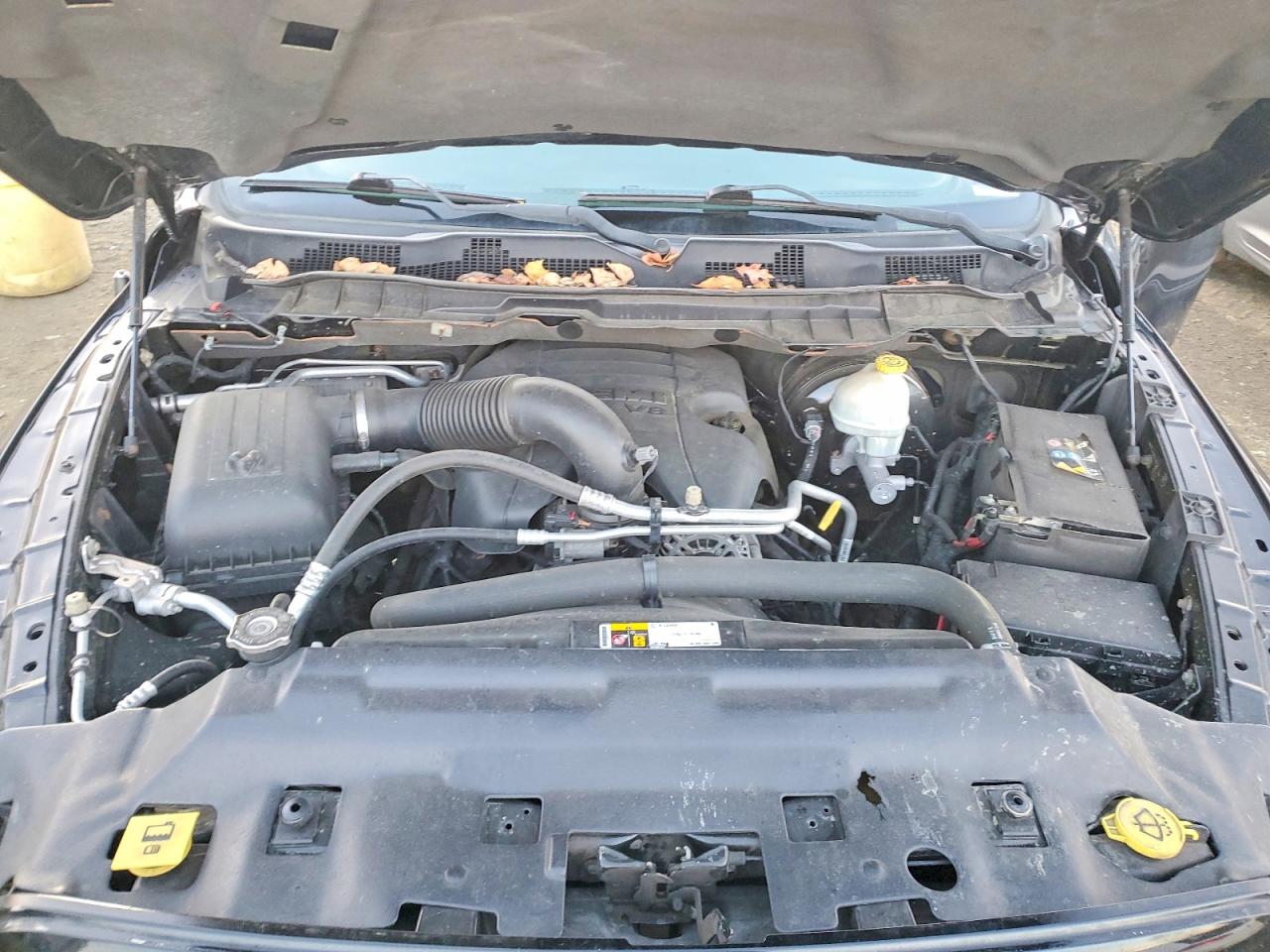 2014 RAM 1500 ST photo 11