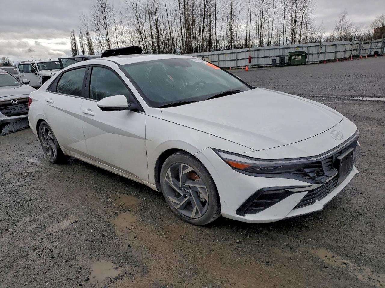 2024 HYUNDAI ELANTRA SEL photo 4
