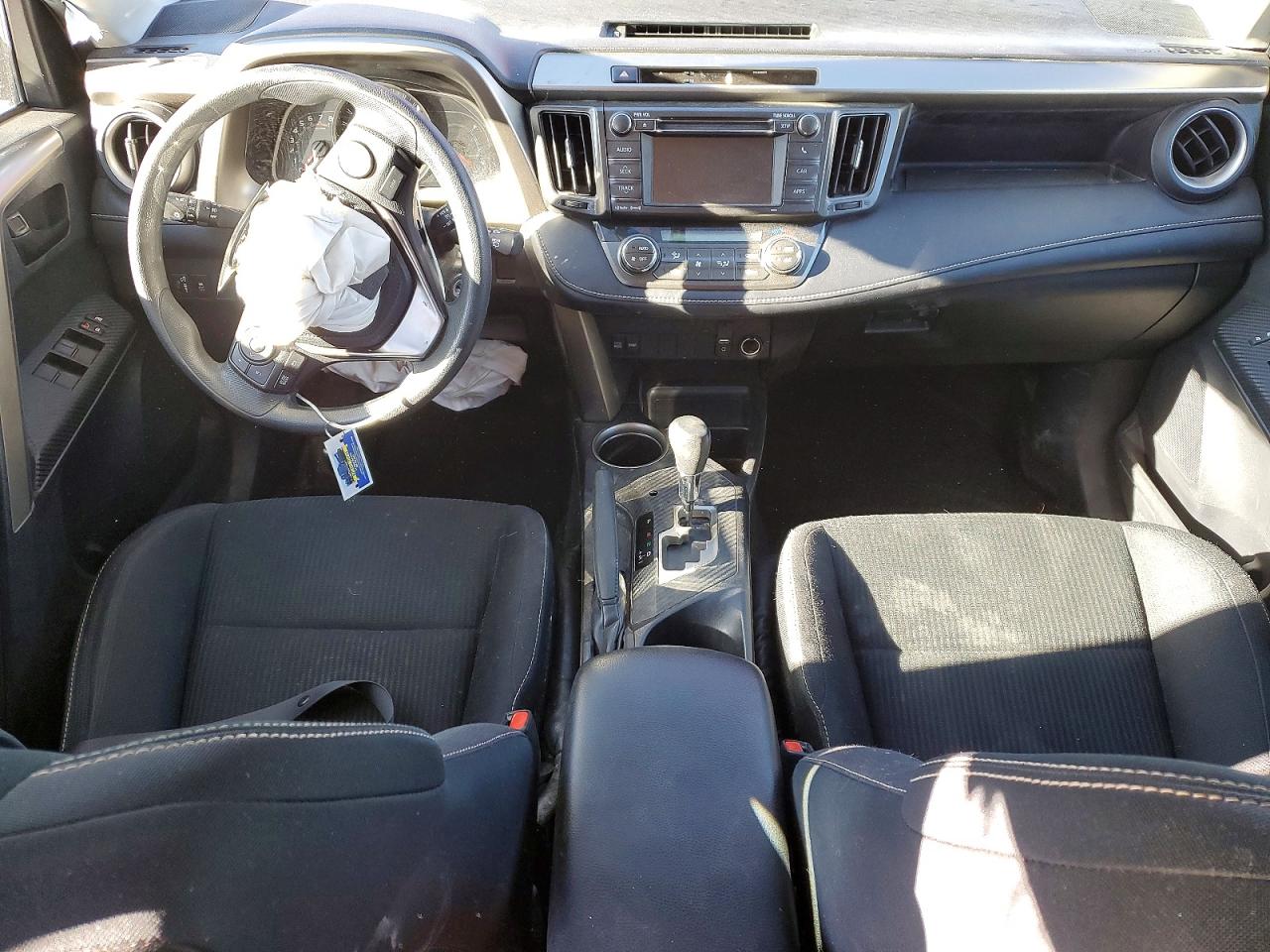 2013 TOYOTA RAV4 XLE photo 8