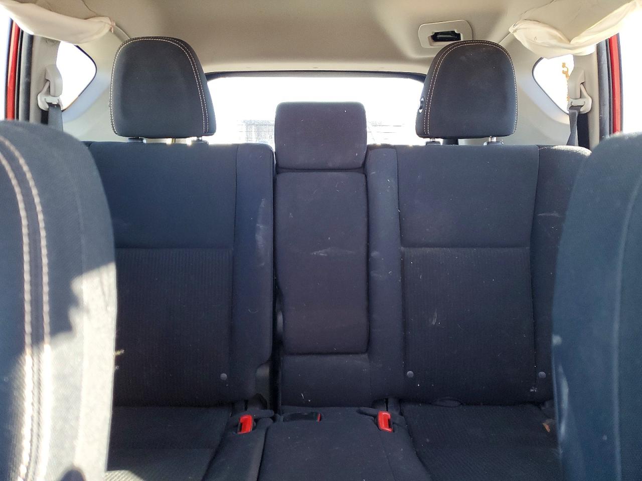 2013 TOYOTA RAV4 XLE photo 10