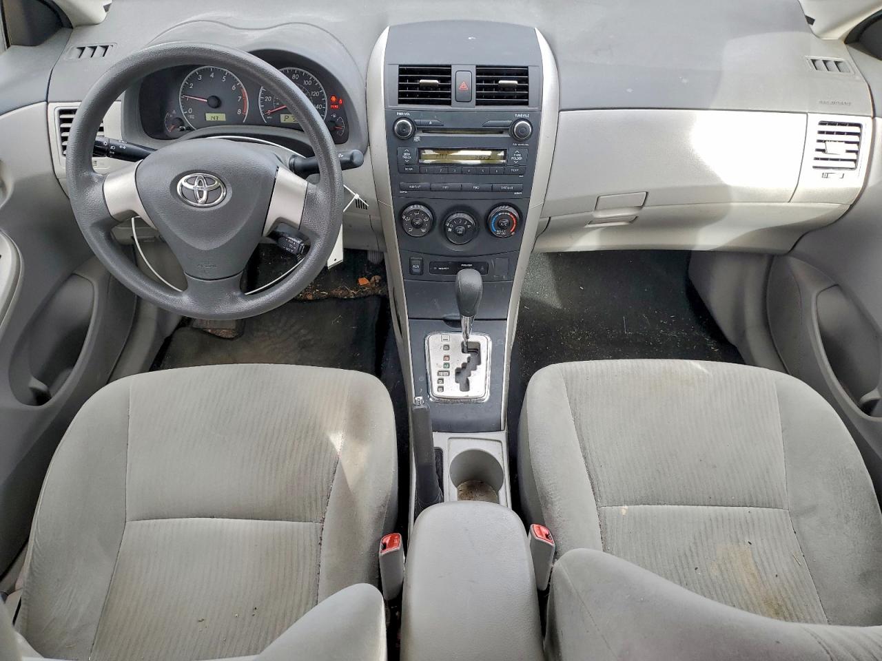 2010 TOYOTA COROLLA BASE photo 8