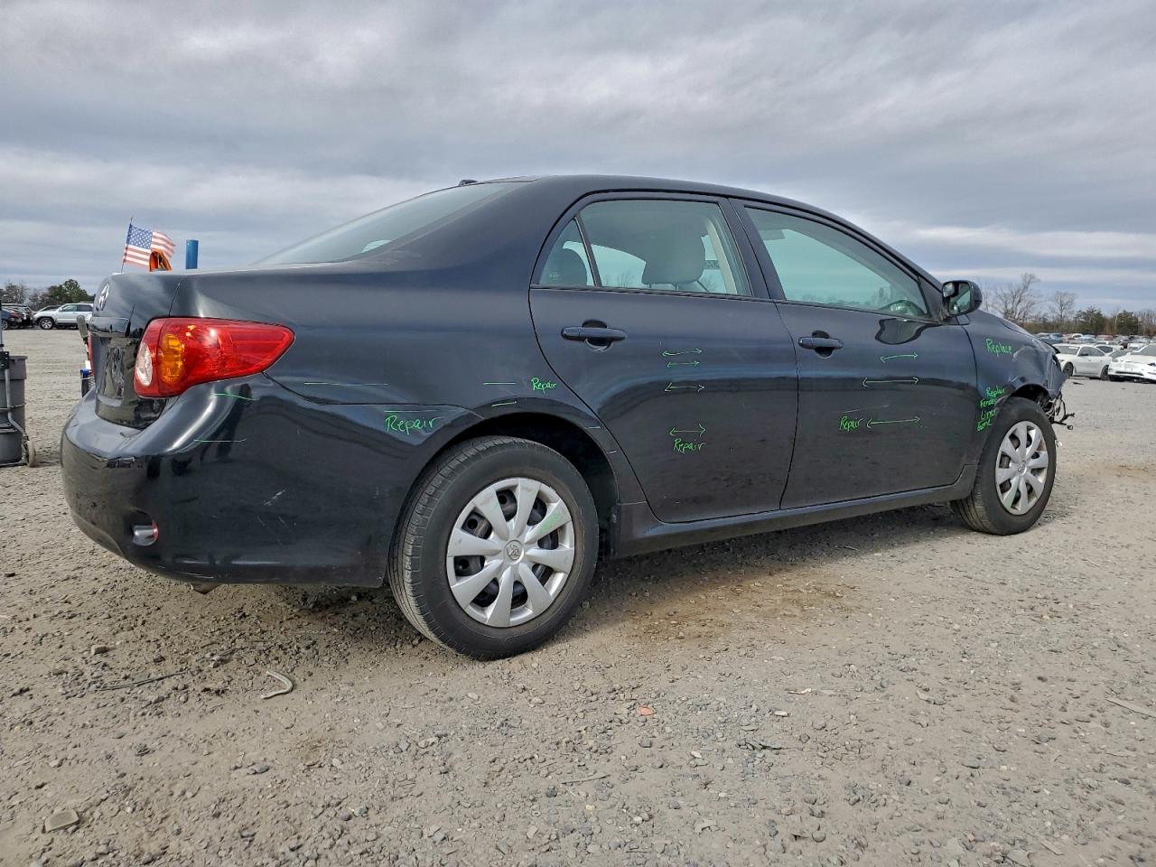 2010 TOYOTA COROLLA BASE photo 3