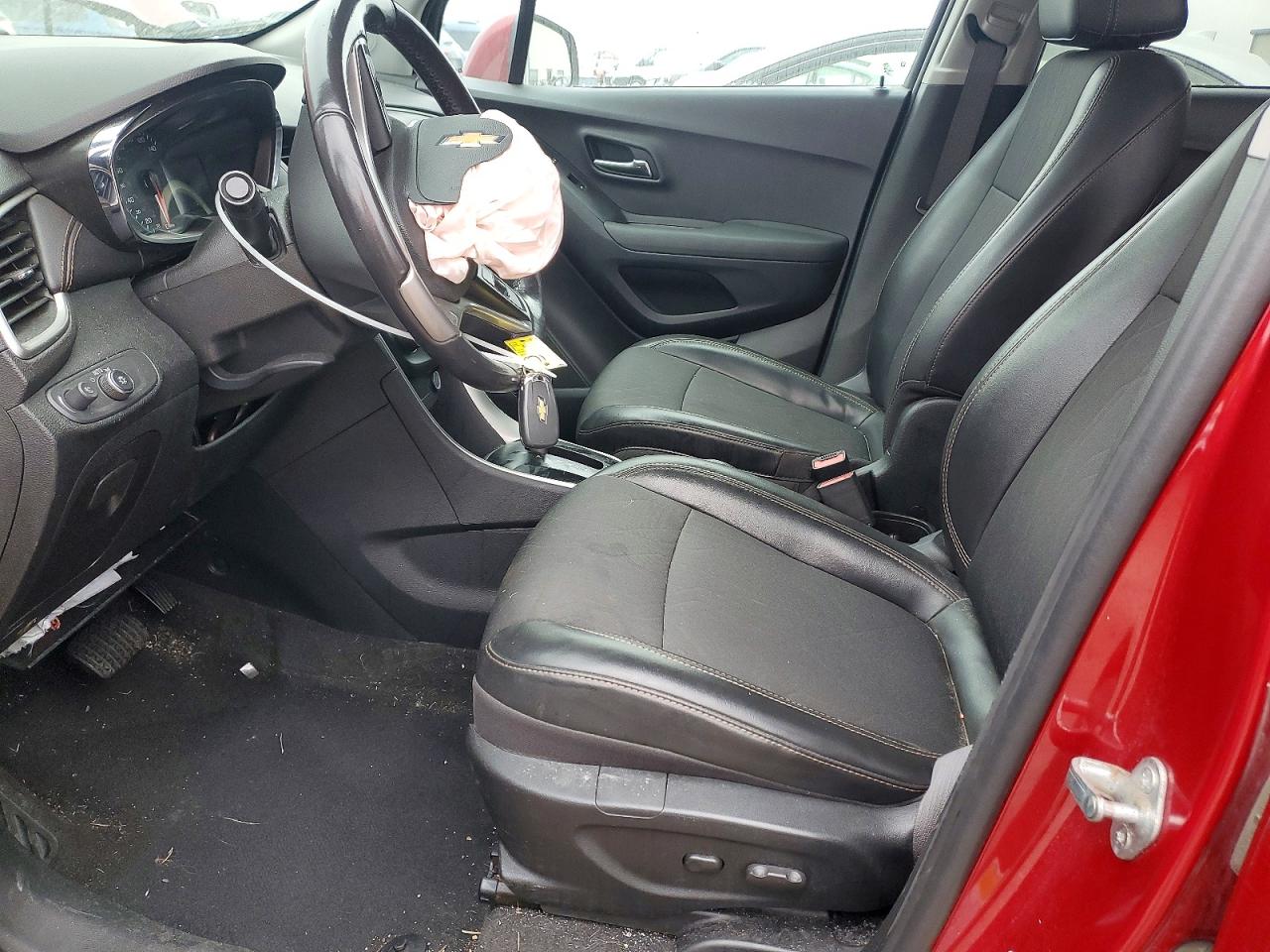 2020 CHEVROLET TRAX 1LT photo 7