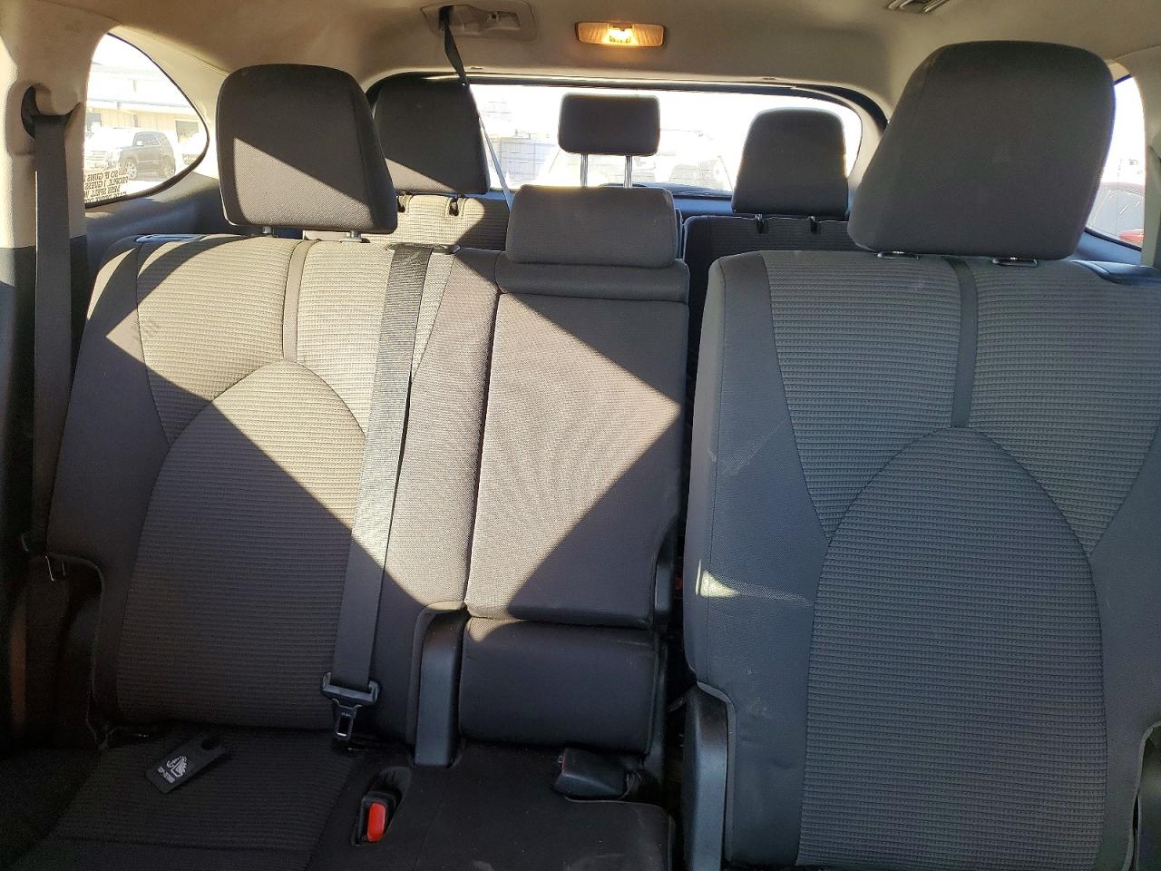 2023 TOYOTA HIGHLANDER L photo 10