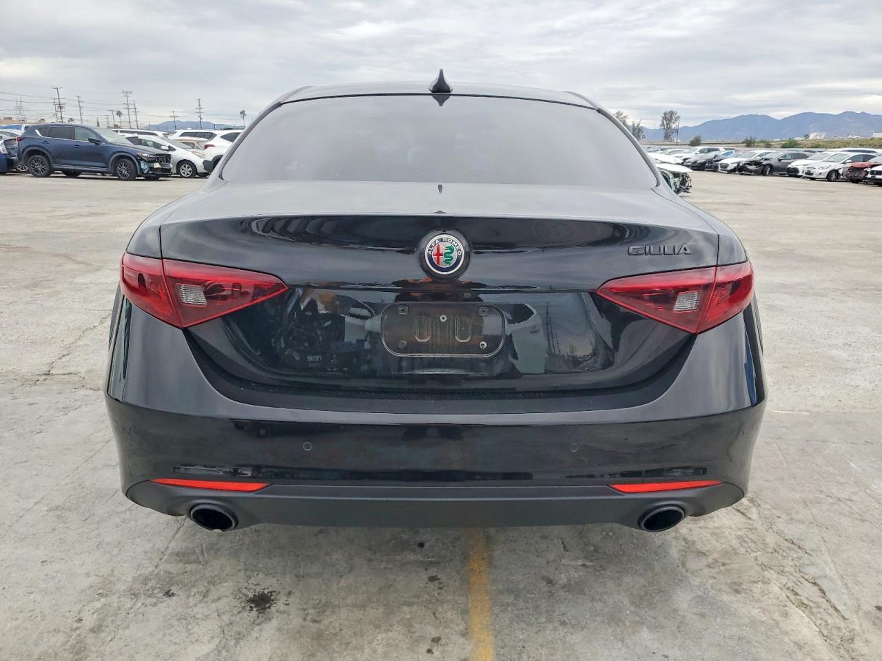 2019 ALFA ROMEO GIULIA photo 6