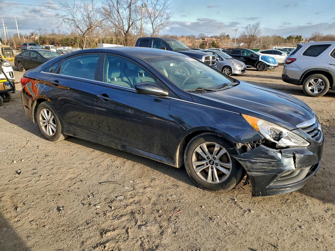 2014 HYUNDAI SONATA GLS photo 4