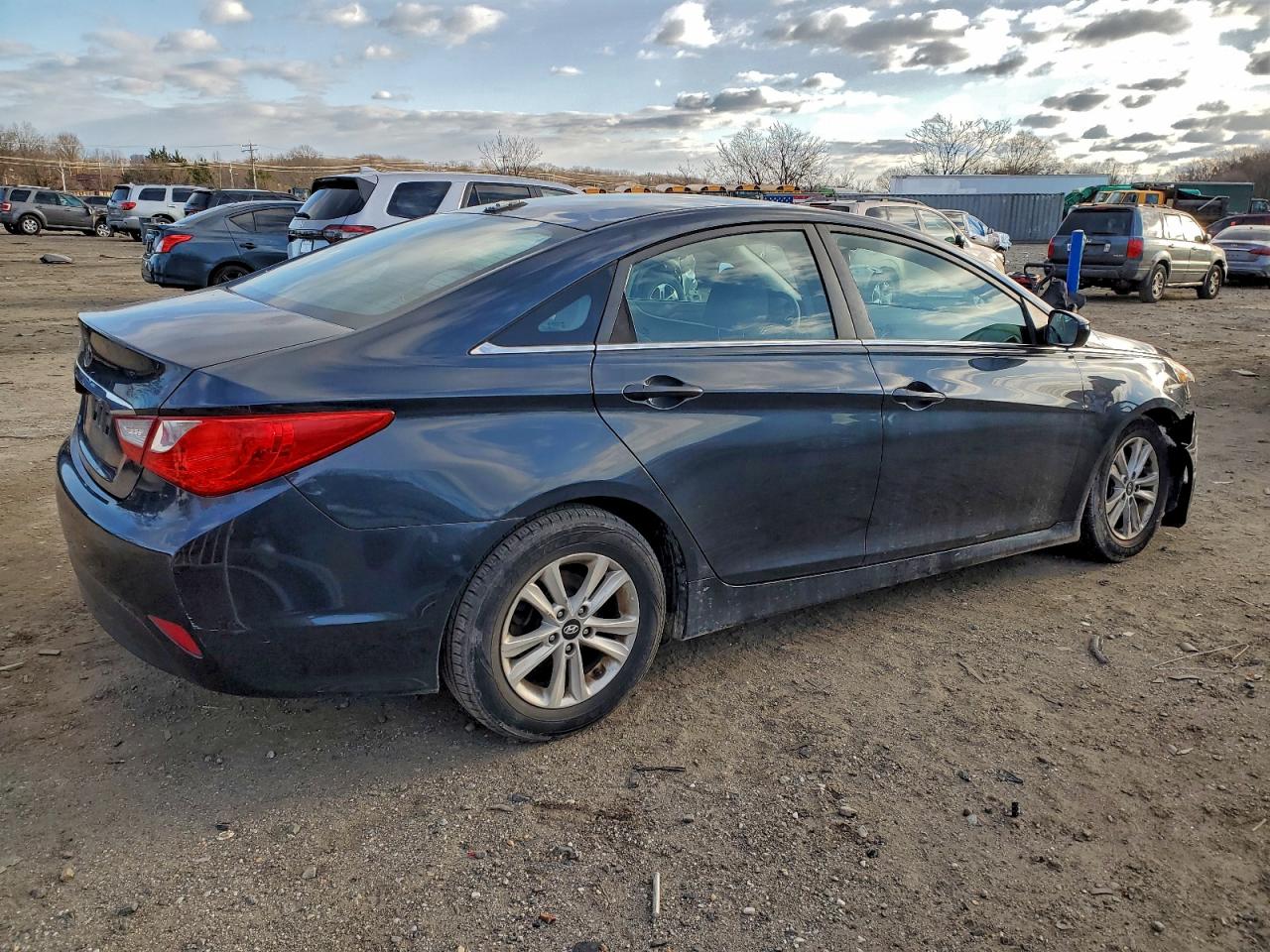 2014 HYUNDAI SONATA GLS photo 3
