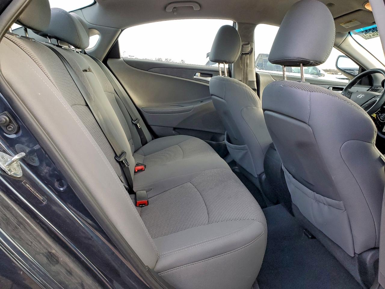 2014 HYUNDAI SONATA GLS photo 10