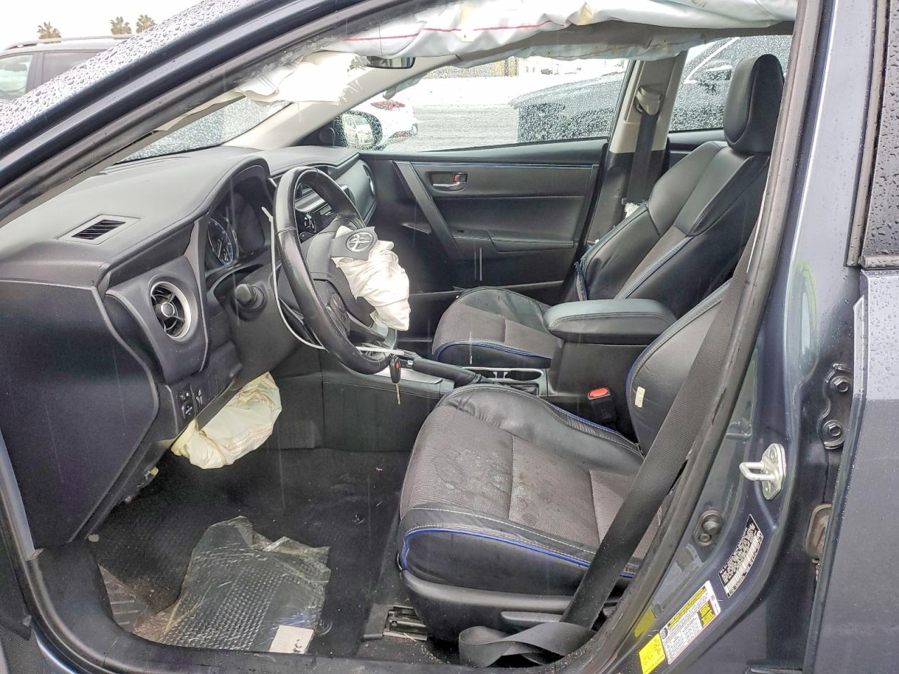 2018 TOYOTA COROLLA L photo 7
