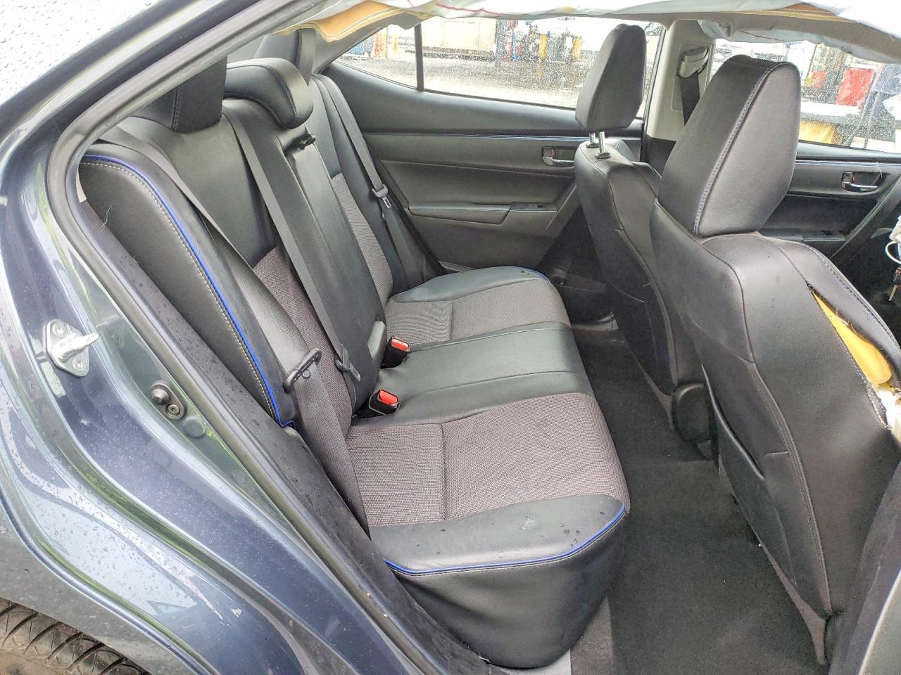 2018 TOYOTA COROLLA L photo 10