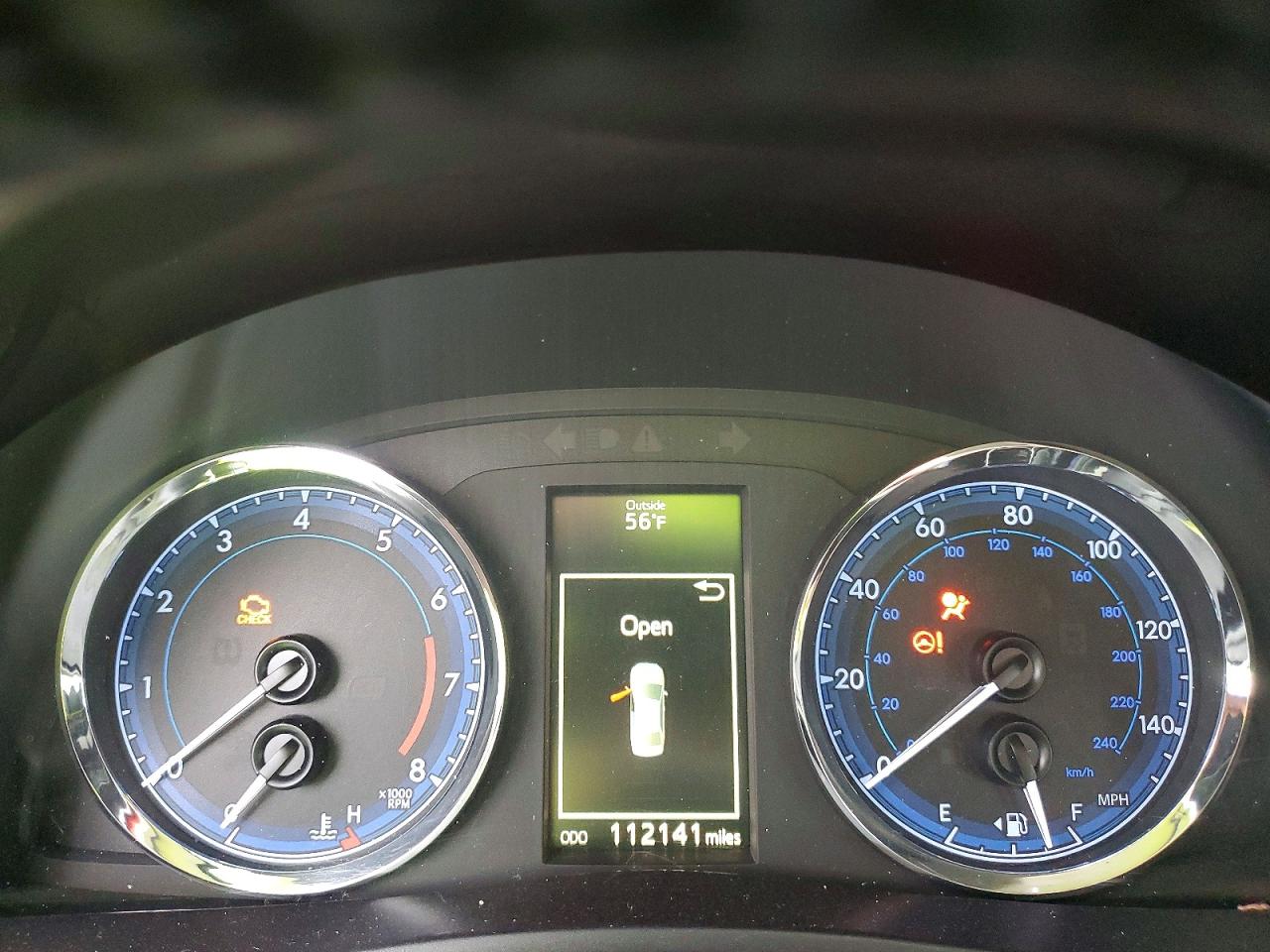 2018 TOYOTA COROLLA L photo 9