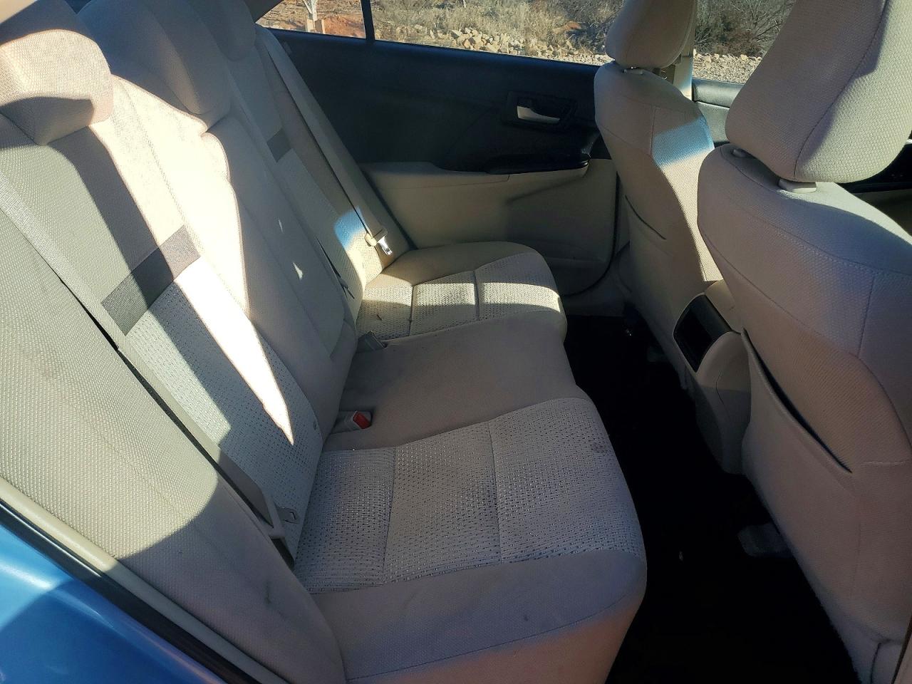 2013 TOYOTA CAMRY L photo 10