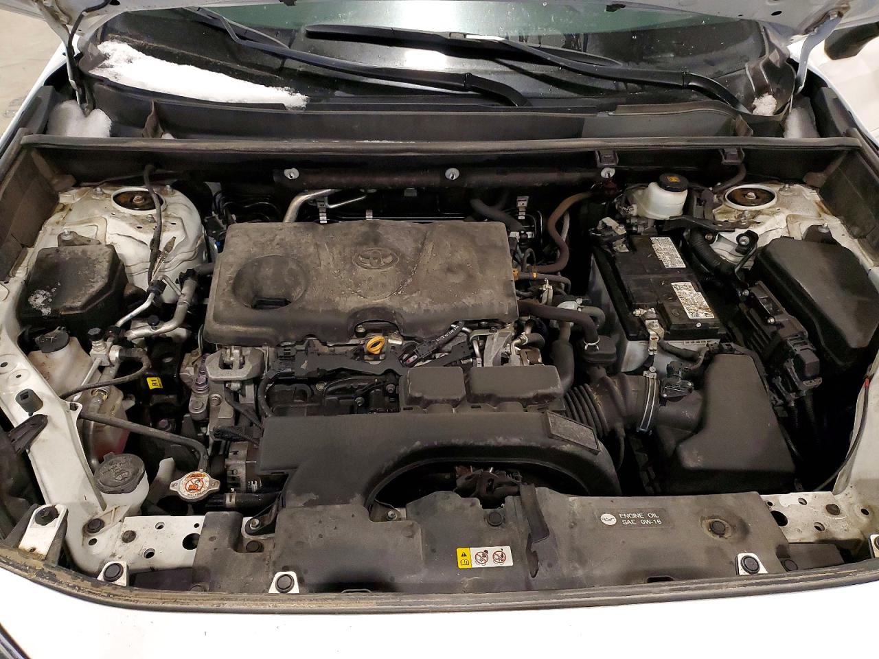 2021 TOYOTA RAV4 XLE photo 12