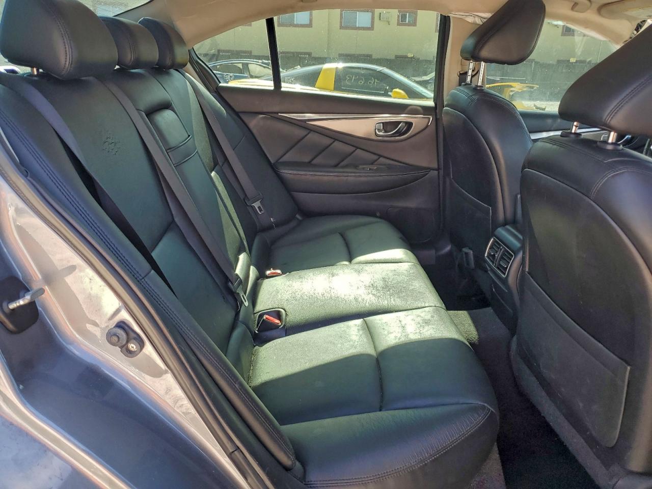 2015 INFINITI Q50 BASE photo 10