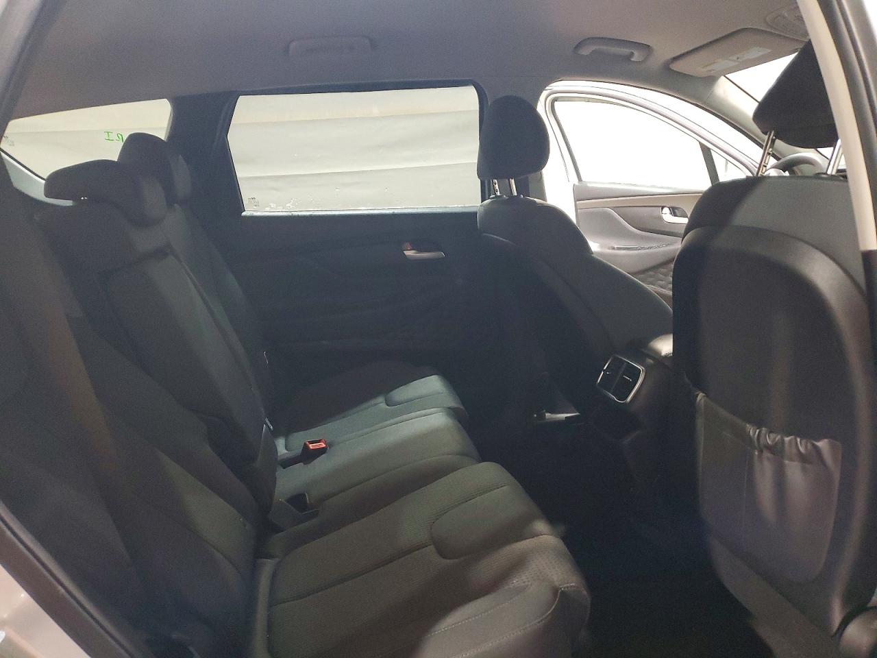 2019 HYUNDAI SANTA FE SE photo 11