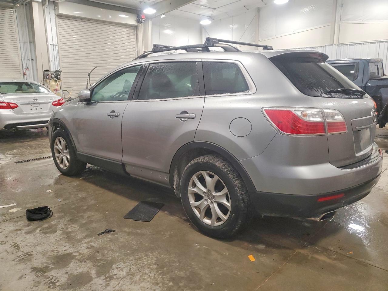 2011 MAZDA CX-9 photo 2