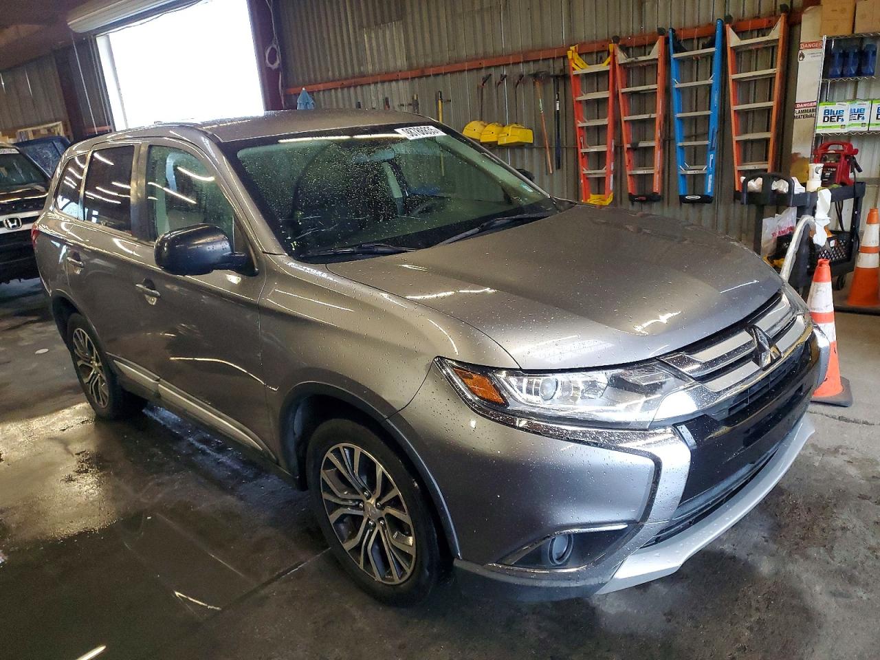 2018 MITSUBISHI OUTLANDER SE photo 4