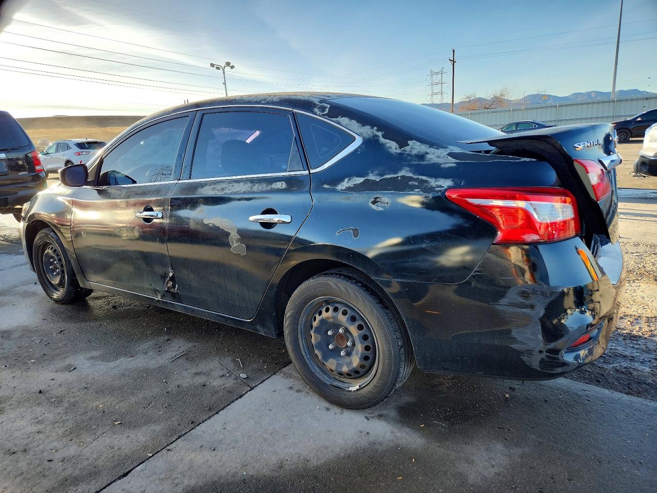 2018 NISSAN SENTRA S photo 2