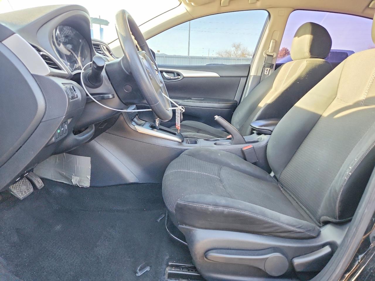 2018 NISSAN SENTRA S photo 7