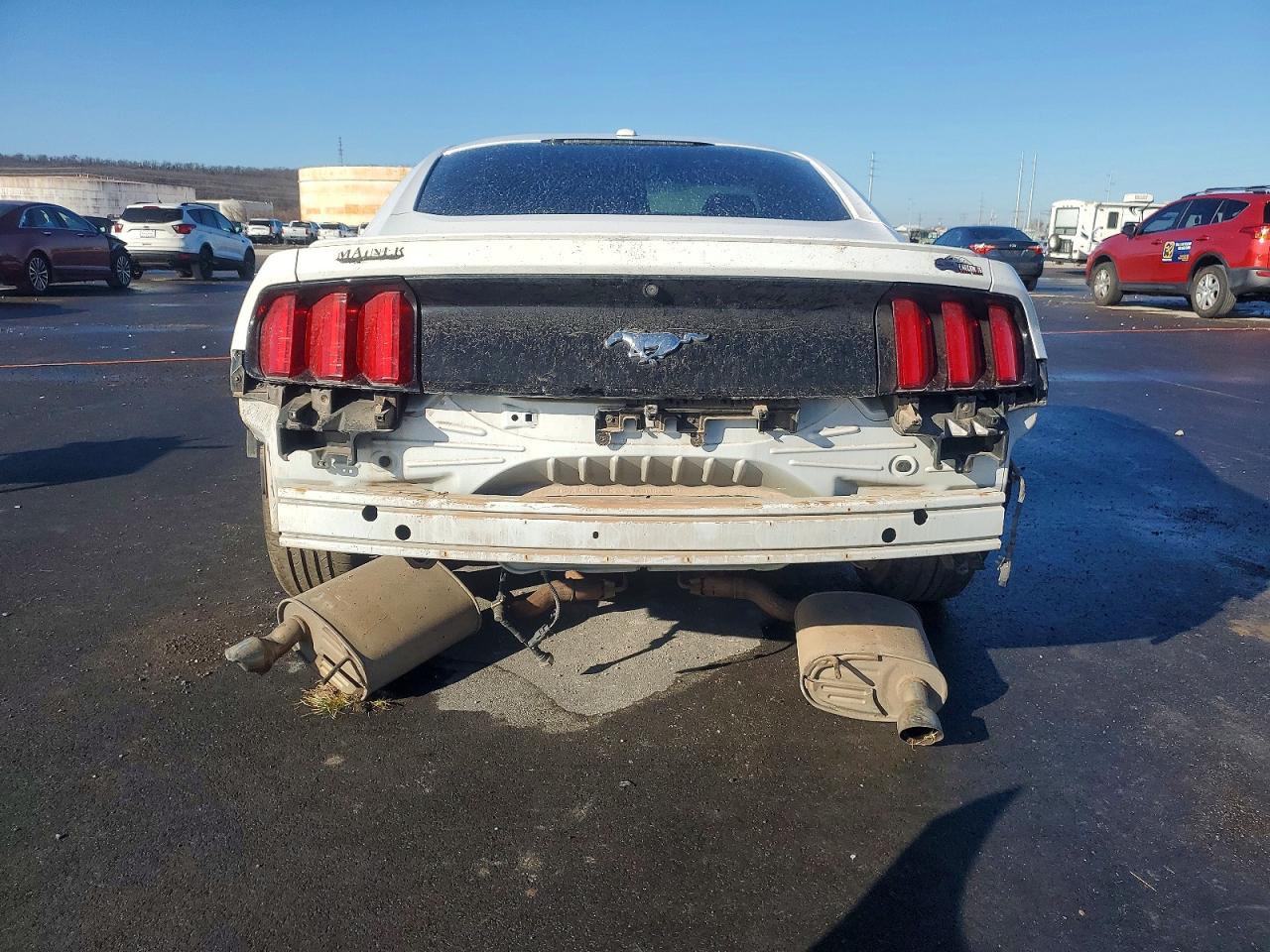 2017 FORD MUSTANG photo 6