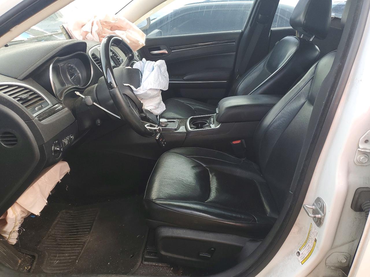 2018 CHRYSLER 300 LIMITED photo 7