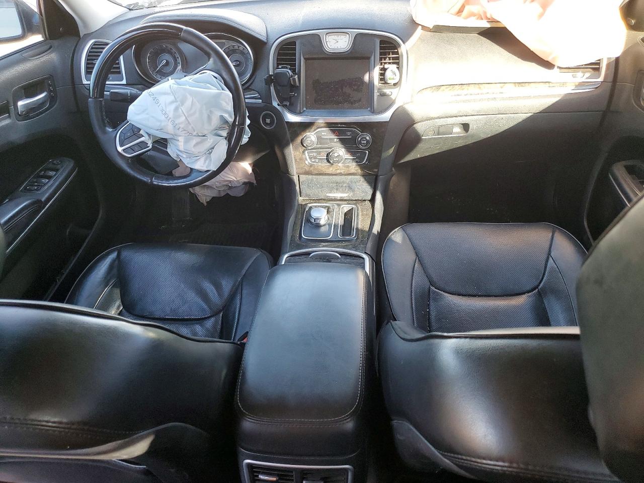 2018 CHRYSLER 300 LIMITED photo 8