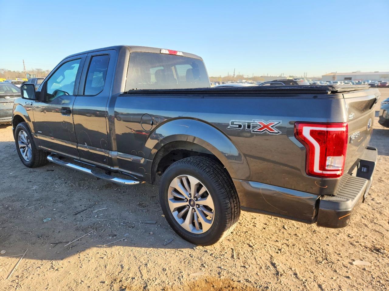 2017 FORD F150 SUPER CAB photo 2
