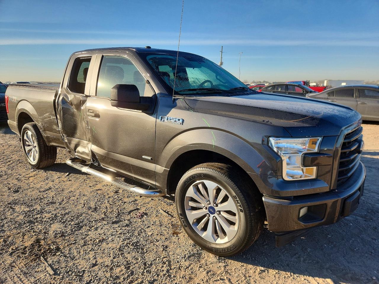 2017 FORD F150 SUPER CAB photo 4