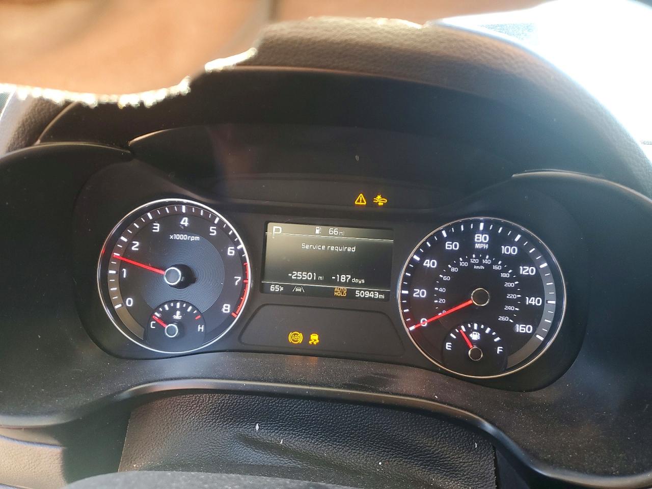 2024 KIA FORTE GT LINE photo 9