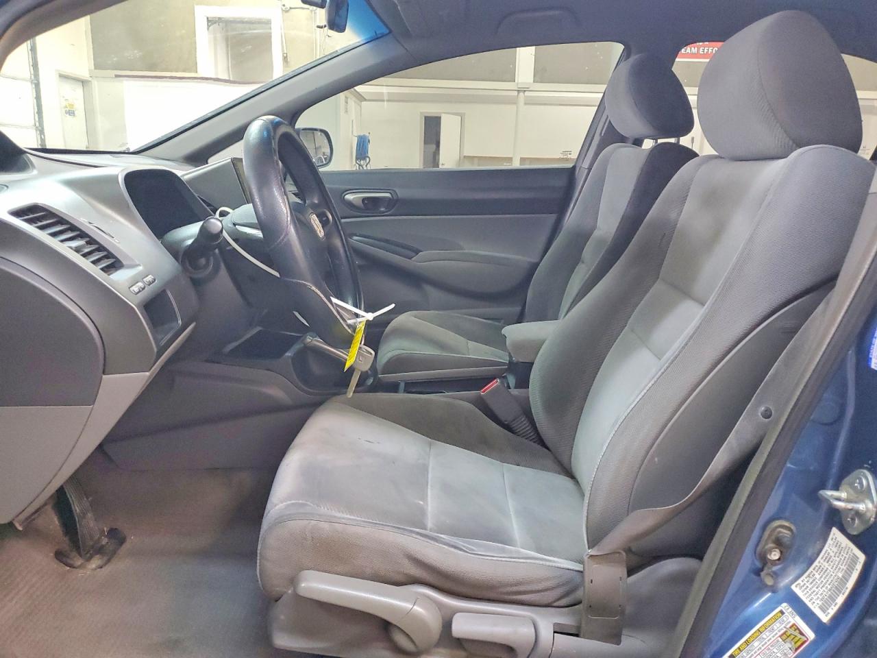 2010 HONDA CIVIC LX photo 7