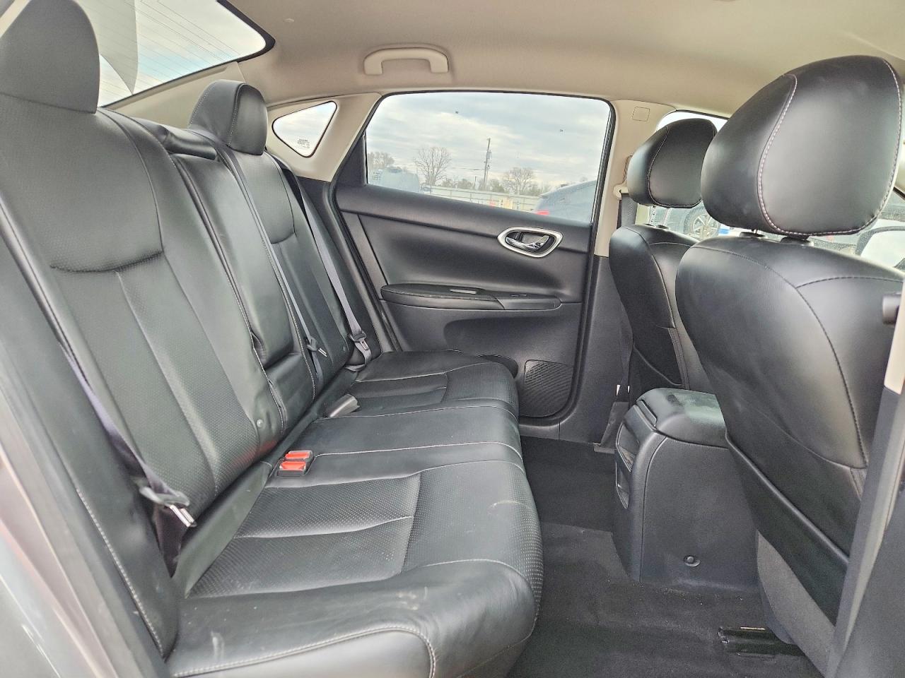 2015 NISSAN SENTRA S photo 10