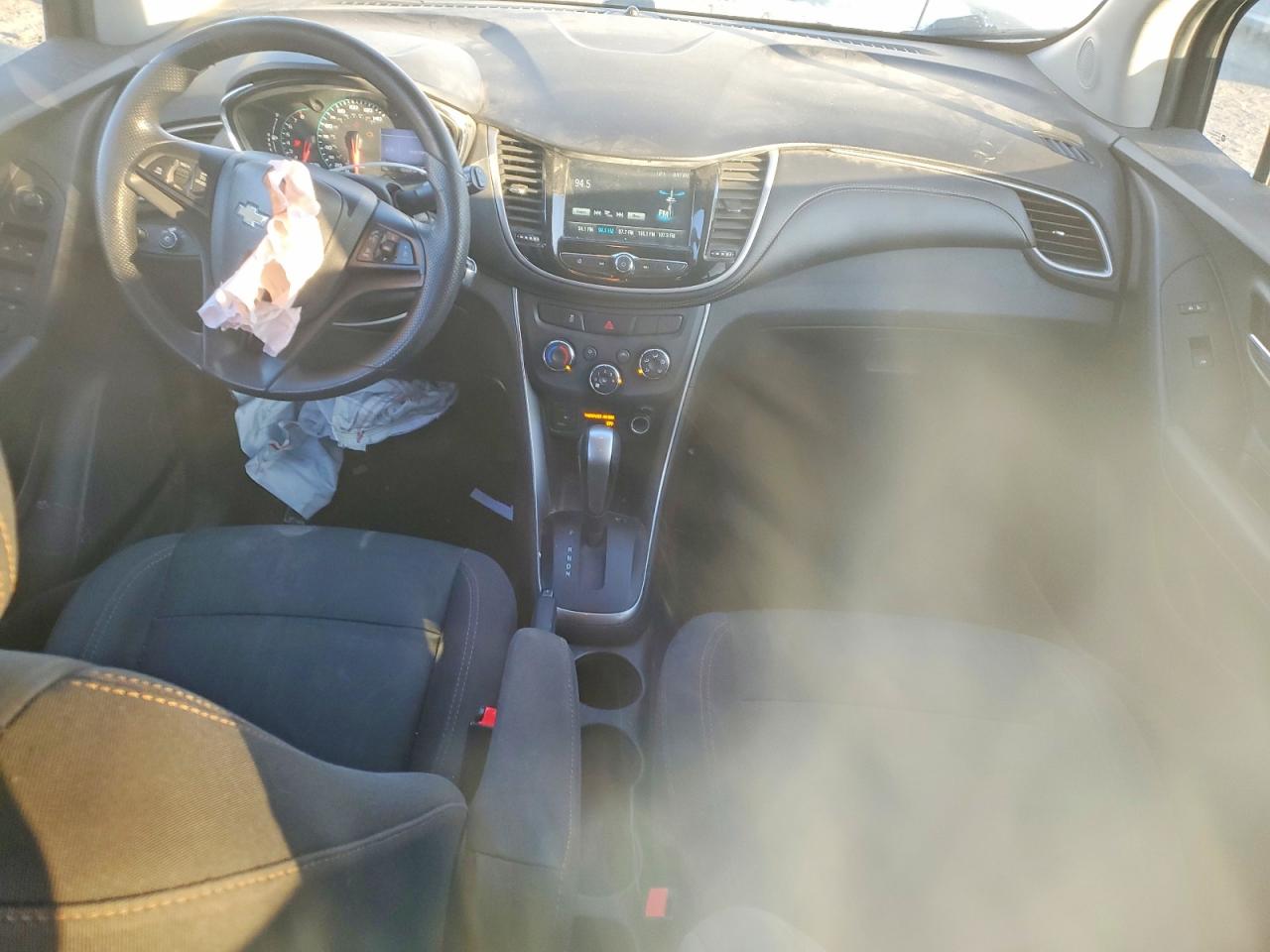 2017 CHEVROLET TRAX 1LT photo 8
