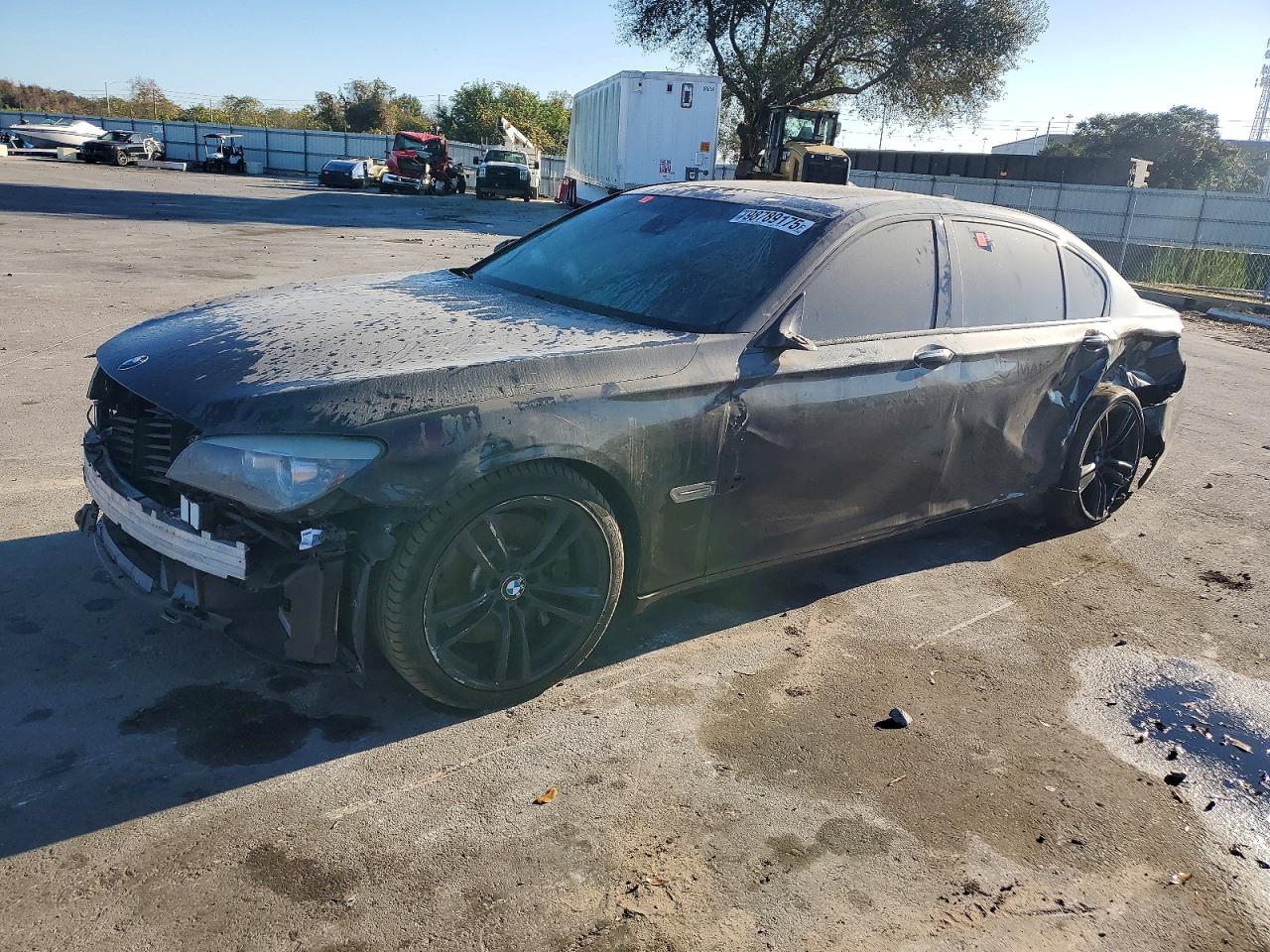 2011 BMW 750