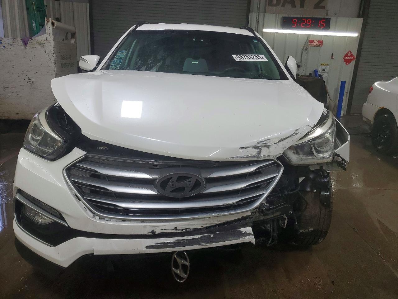 2017 HYUNDAI SANTA FE SPORT photo 5